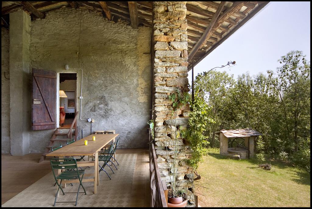 Agriturismo Famiglia Al Castello Di Bagnolo Bagnolo Piemonte Værelse billede
