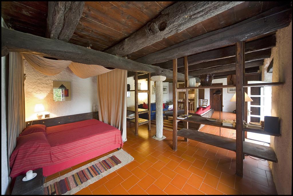 Agriturismo Famiglia Al Castello Di Bagnolo Bagnolo Piemonte Værelse billede